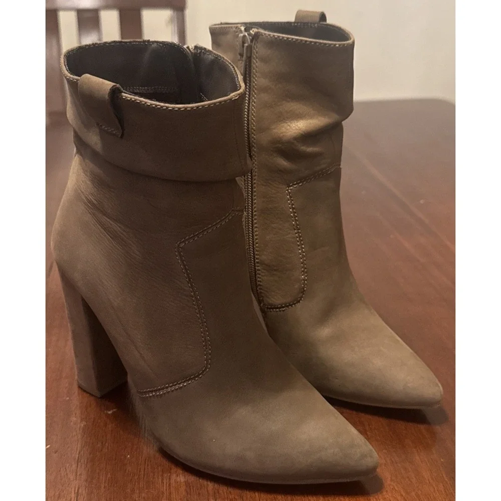 Steve Madden Taupe Leather Ankle Boots Women's 8.5 Side Zip Block Heel‎ Booties